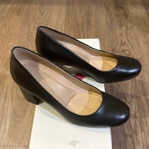 Black Naturalizer Pumps